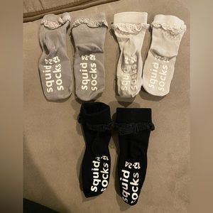 3 pairs baby squid socks 12-24 months ruffled trim grey white black non slip